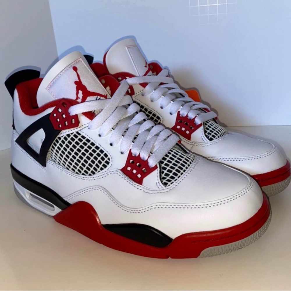 Jordan 4s Fire reds